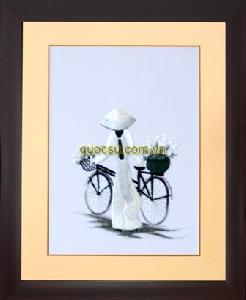 Nữ sinh đen trắng - R-015