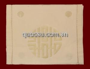 Khăn trải bàn chữ 4.1